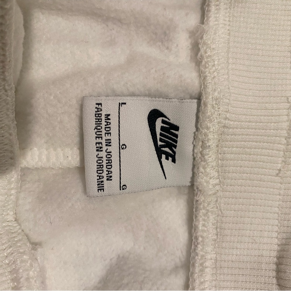 Nike Fleece Shorts - Picture 3 of 4